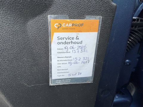 Renault Trafic 2.0 dCi automaat 145pk T29 L2H1 Luxe / vaste prijs rijklaar € 17.650 ex btw / euro 6 / bpm vrij / blauw metallic / comfort stoelen / trekhaak / airco / cruise / navigatie