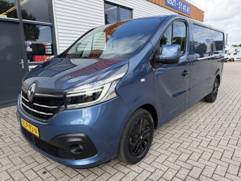Renault Trafic 2.0 dCi automaat 145pk T29 L2H1 Luxe / vaste prijs rijklaar € 17.650 ex btw / euro 6 / bpm vrij / blauw metallic / comfort stoelen / trekhaak / airco / cruise / navigatie