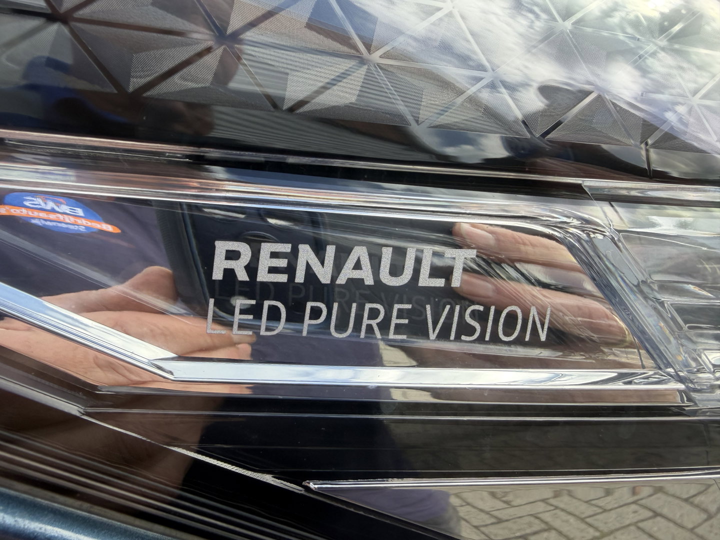 Renault Trafic 2.0 dCi automaat 145pk T29 L2H1 Luxe / vaste prijs rijklaar € 17.650 ex btw / euro 6 / bpm vrij / blauw metallic / comfort stoelen / trekhaak / airco / cruise / navigatie