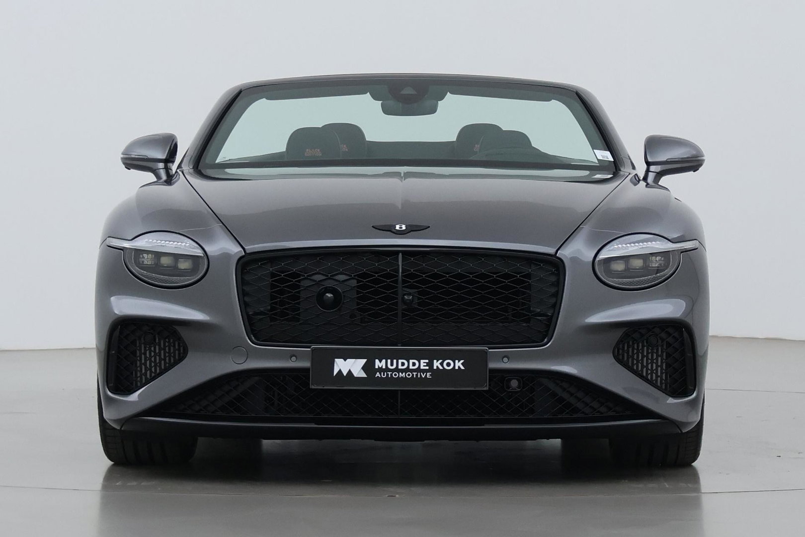 Bentley Continental GT GTC 4.0 V8 Hybrid Black Edition | Touring Specification | Rotating Display | Luchtvering | Massage+Ventilatie | Bang&Olufsen | 22 Inch