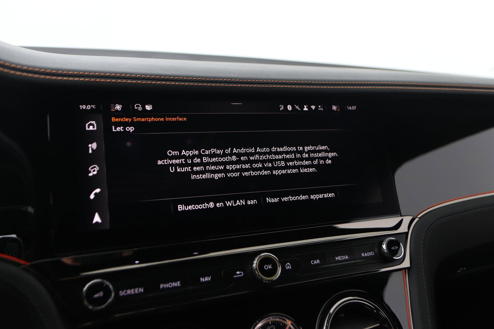 Bentley Continental GT GTC 4.0 V8 Hybrid Black Edition | Touring Specification | Rotating Display | Luchtvering | Massage+Ventilatie | Bang&Olufsen | 22 Inch