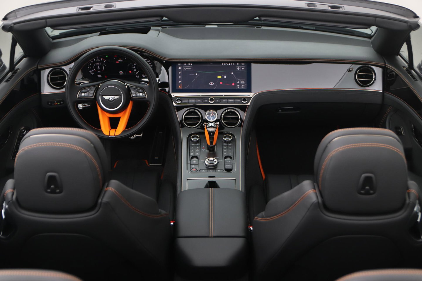Bentley Continental GT GTC 4.0 V8 Hybrid Black Edition | Touring Specification | Rotating Display | Luchtvering | Massage+Ventilatie | Bang&Olufsen | 22 Inch
