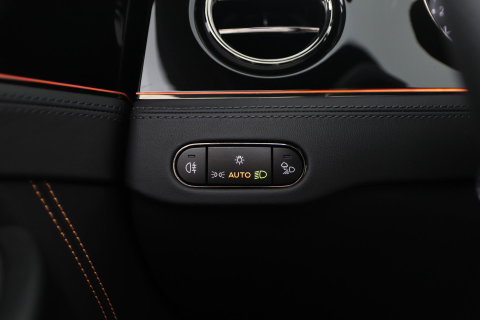 Bentley Continental GT GTC 4.0 V8 Hybrid Black Edition | Touring Specification | Rotating Display | Luchtvering | Massage+Ventilatie | Bang&Olufsen | 22 Inch