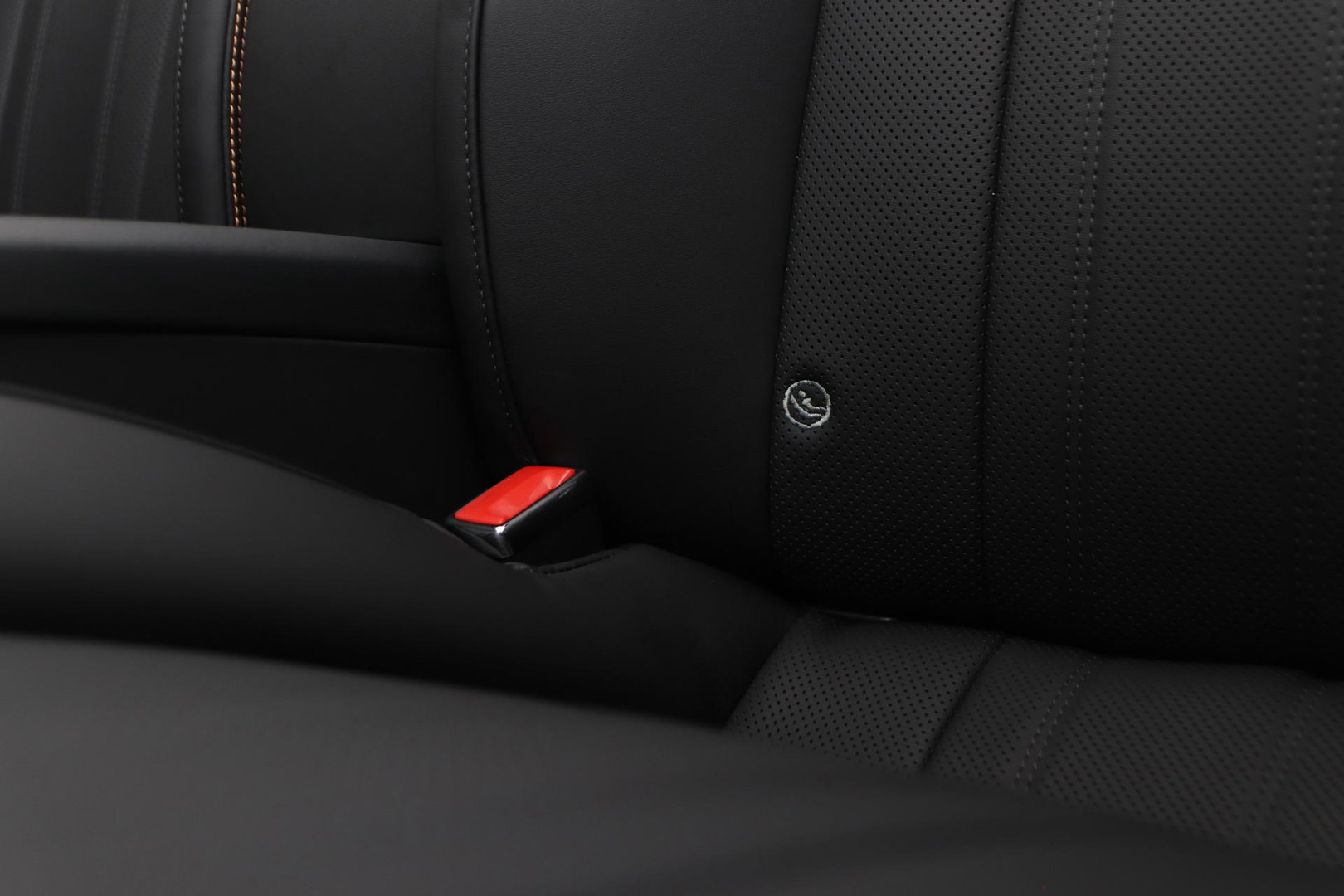 Bentley Continental GT GTC 4.0 V8 Hybrid Black Edition | Touring Specification | Rotating Display | Luchtvering | Massage+Ventilatie | Bang&Olufsen | 22 Inch