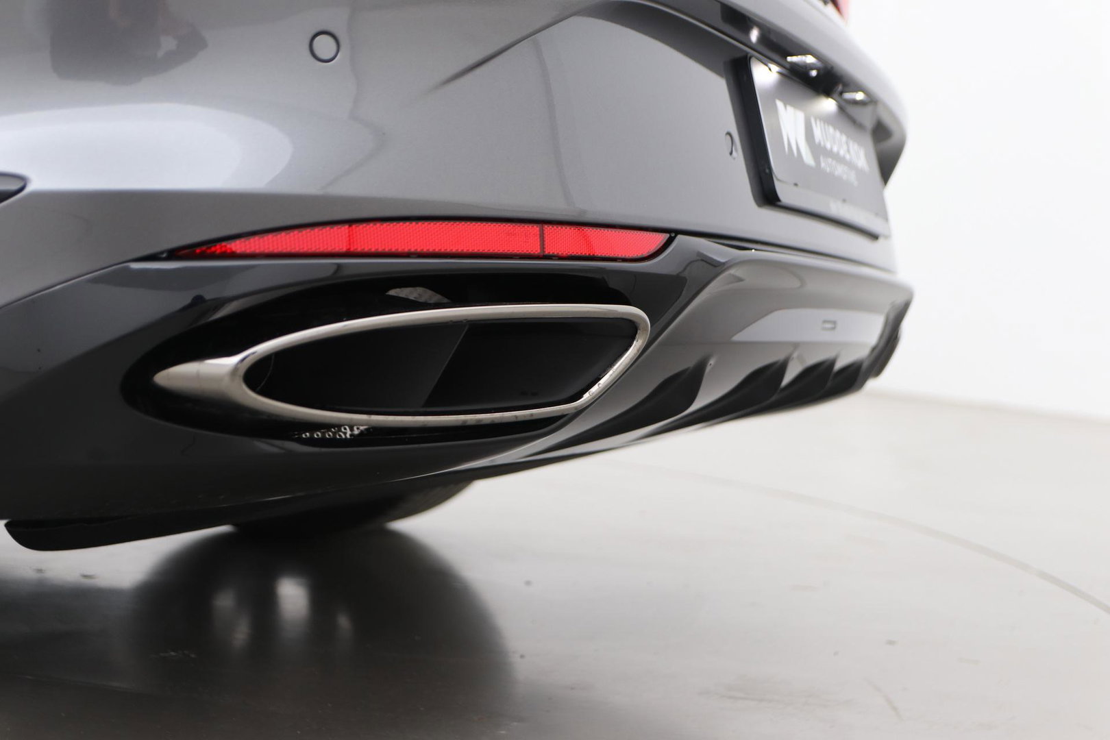 Bentley Continental GT GTC 4.0 V8 Hybrid Black Edition | Touring Specification | Rotating Display | Luchtvering | Massage+Ventilatie | Bang&Olufsen | 22 Inch