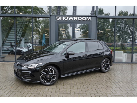 Volkswagen Golf 1.5 eTSI R-Line Edition PANO KEYLESS HUD