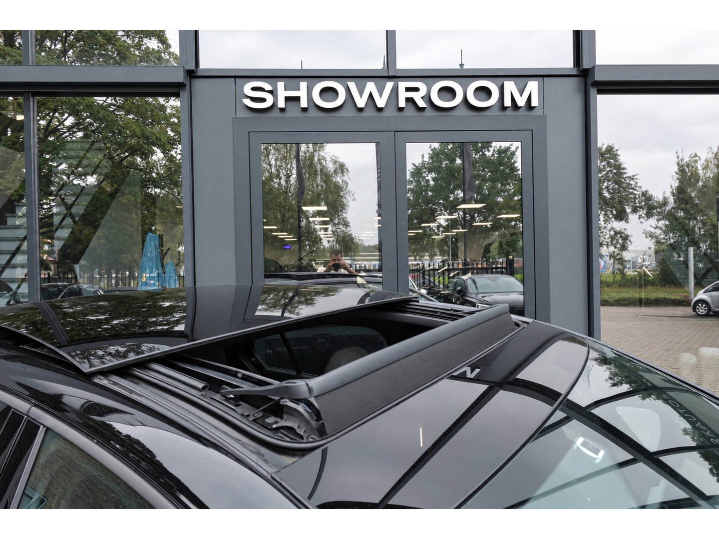 Volkswagen Golf 1.5 eTSI R-Line Edition PANO KEYLESS HUD
