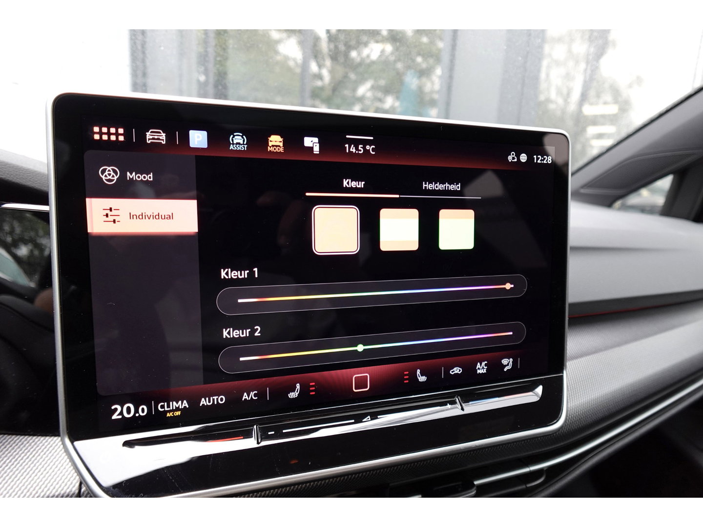 Volkswagen Golf 1.5 eTSI R-Line Edition PANO KEYLESS HUD