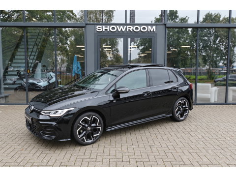 Volkswagen Golf 1.5 eTSI R-Line Edition PANO KEYLESS HUD
