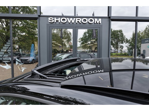 Volkswagen Golf 1.5 eTSI R-Line Edition PANO KEYLESS HUD