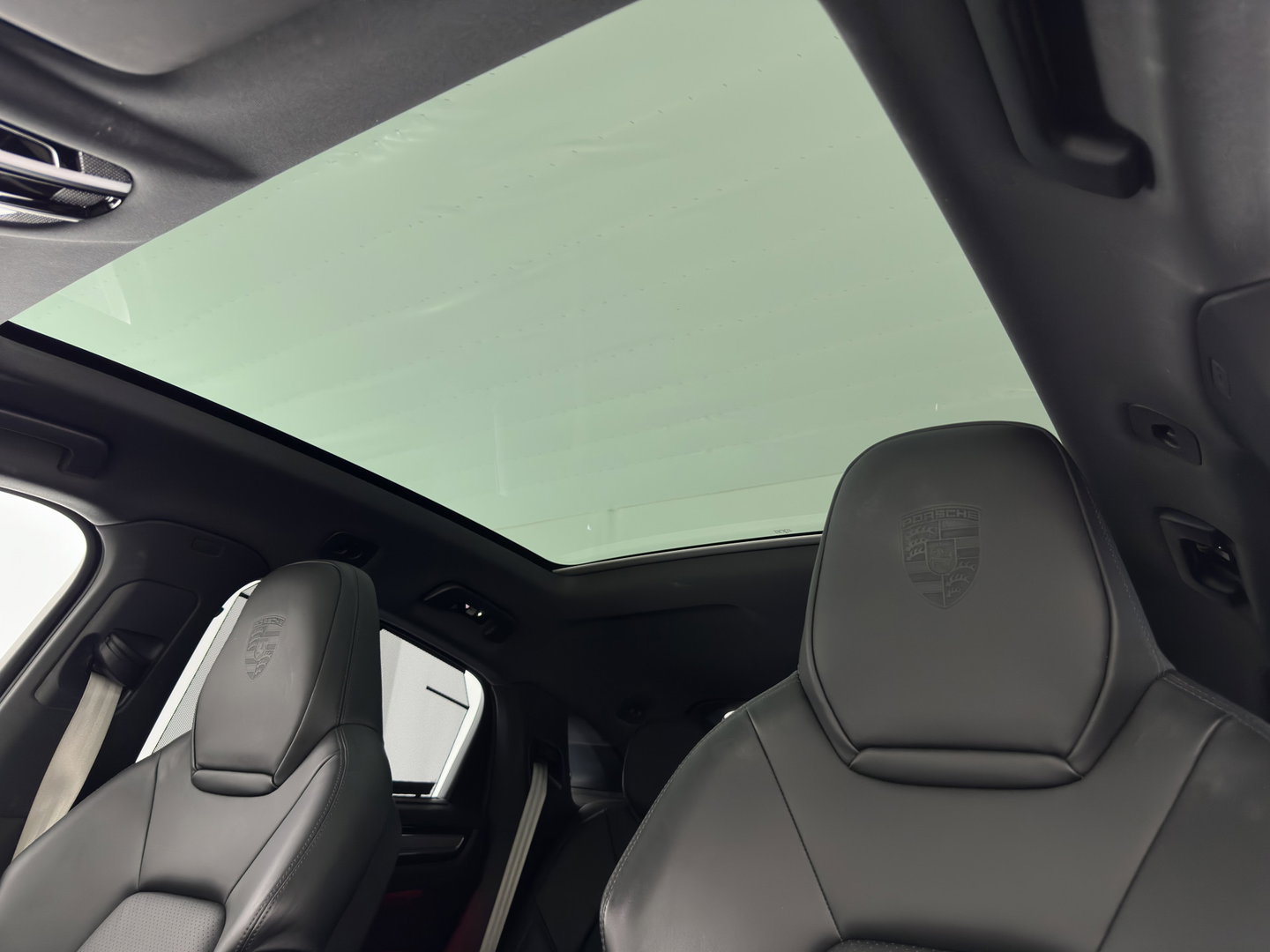 Porsche Cayenne Coupé 3.0 E-Hybrid Platinum Edition *AUT | PANO | LEATHER | FULL-LED | MEMORY-PACK |  TOPVIEW | SPORTSEATS | DAB | NAVI-FULLAMP | PRIVACY-GLASS | SHIFTPADDLES | TOWBAR | 22''ich*