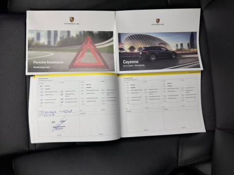 Porsche Cayenne Coupé 3.0 E-Hybrid Platinum Edition *AUT | PANO | LEATHER | FULL-LED | MEMORY-PACK |  TOPVIEW | SPORTSEATS | DAB | NAVI-FULLAMP | PRIVACY-GLASS | SHIFTPADDLES | TOWBAR | 22''ich*