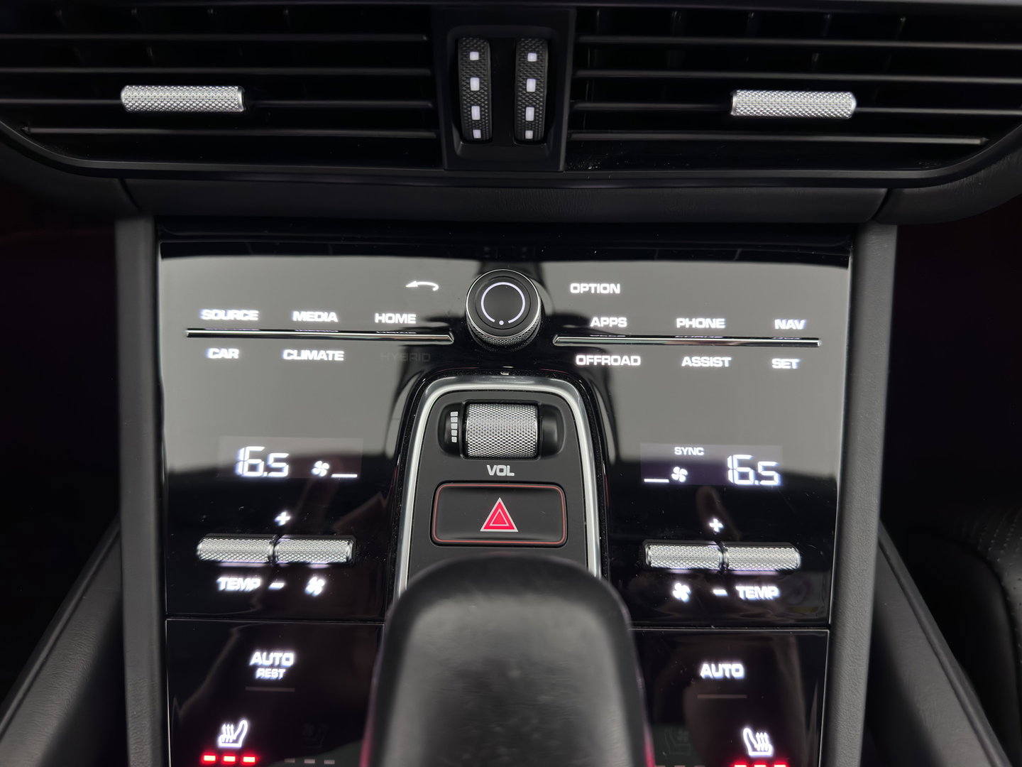 Porsche Cayenne Coupé 3.0 E-Hybrid Platinum Edition *AUT | PANO | LEATHER | FULL-LED | MEMORY-PACK |  TOPVIEW | SPORTSEATS | DAB | NAVI-FULLAMP | PRIVACY-GLASS | SHIFTPADDLES | TOWBAR | 22''ich*