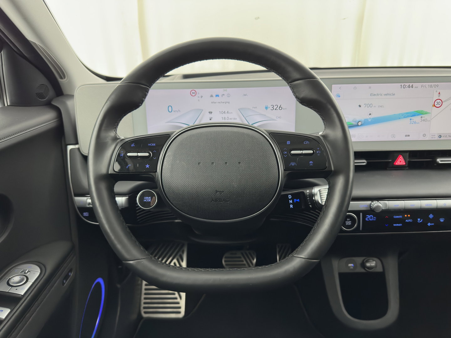 Hyundai IONIQ 5 Lounge 77.4 kWh (INCL-BTW) *AUT | HEATPUMP | LEATHER | BOSE-SOUND | FULL-LED | ADAPTIVE-CRUISE | BLINDSPOT | DIGI-COCKPIT | AMBIENTLIGHT | DAB | SHIFTPADDLES | HEAD-UP | NAVI-FULLMAP | KEYLESS | 20 INCH*