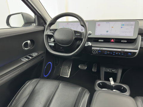 Hyundai IONIQ 5 Lounge 77.4 kWh (INCL-BTW) *AUT | HEATPUMP | LEATHER | BOSE-SOUND | FULL-LED | ADAPTIVE-CRUISE | BLINDSPOT | DIGI-COCKPIT | AMBIENTLIGHT | DAB | SHIFTPADDLES | HEAD-UP | NAVI-FULLMAP | KEYLESS | 20 INCH*