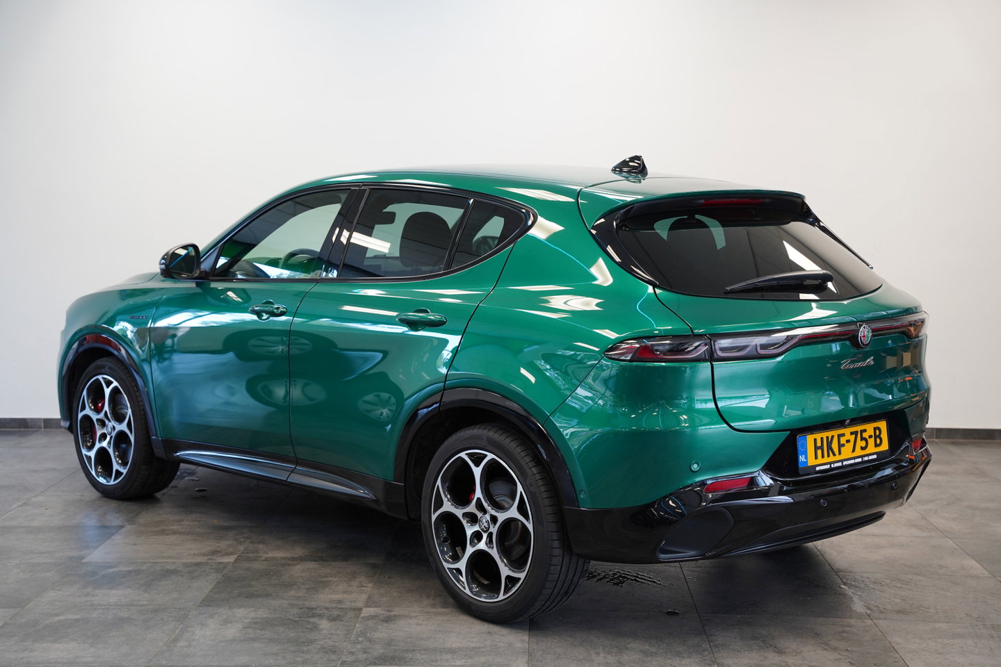 Alfa Romeo Tonale 1.5T Hybrid Sprint ACC PDC 360 Camera Leder NAP!