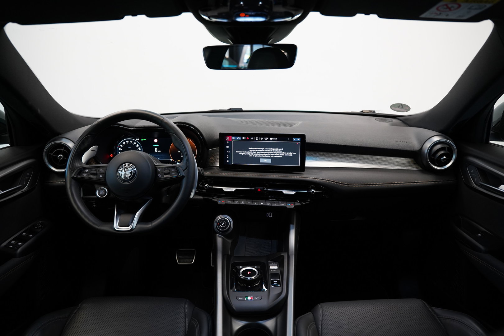 Alfa Romeo Tonale 1.5T Hybrid Sprint ACC PDC 360 Camera Leder NAP!