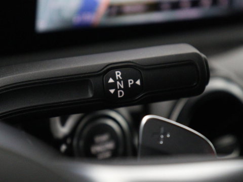 Mercedes-Benz CLA-Klasse 180 Business Solution AMG | Panoramadak | Leder/alcantara | Stoelverwarming | Cruise control | Navigatie | Carplay | Climate control | Camera | Park assist