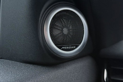 Land Rover Range Rover Evoque P300e R-Dynamic HSE | Meridian | Schuifdak | Stoel- Stuurverwarming | 20 inch