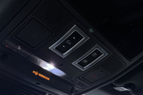 Land Rover Range Rover Evoque P300e R-Dynamic HSE | Meridian | Schuifdak | Stoel- Stuurverwarming | 20 inch
