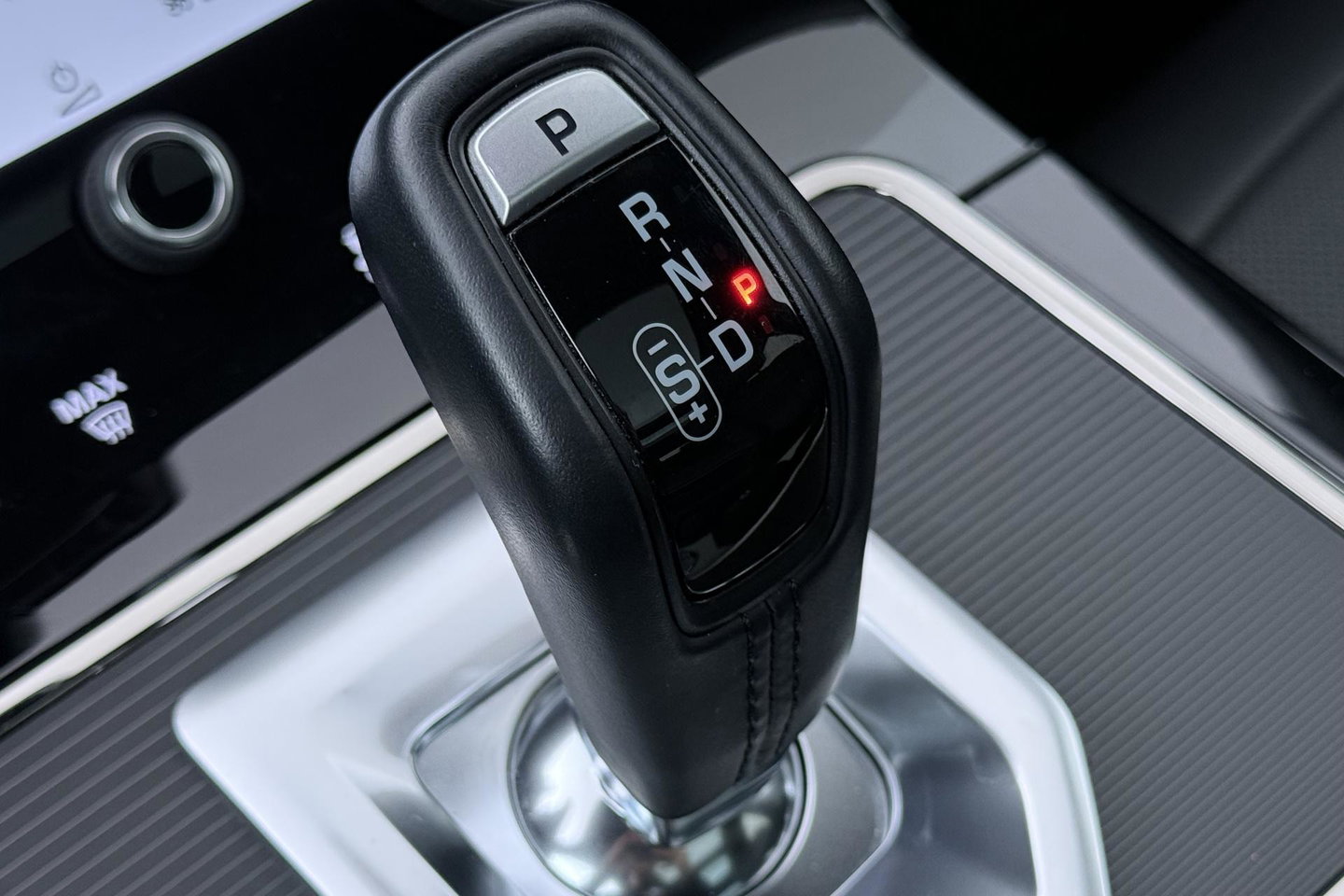 Land Rover Range Rover Evoque P300e R-Dynamic HSE | Meridian | Schuifdak | Stoel- Stuurverwarming | 20 inch