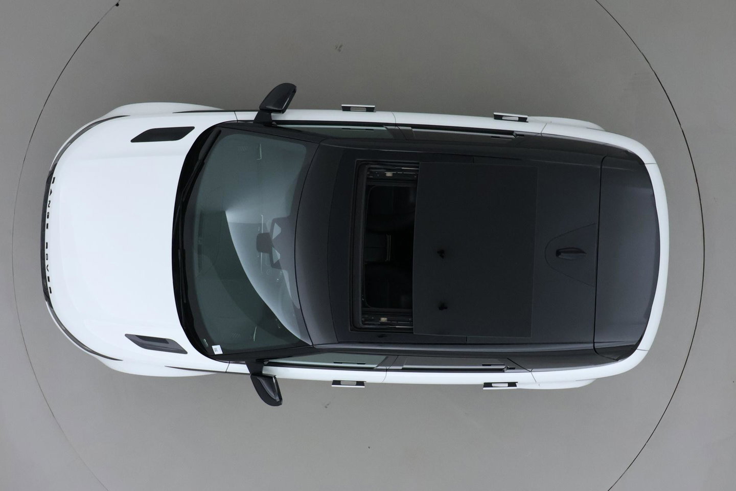 Land Rover Range Rover Evoque P300e R-Dynamic HSE | Meridian | Schuifdak | Stoel- Stuurverwarming | 20 inch