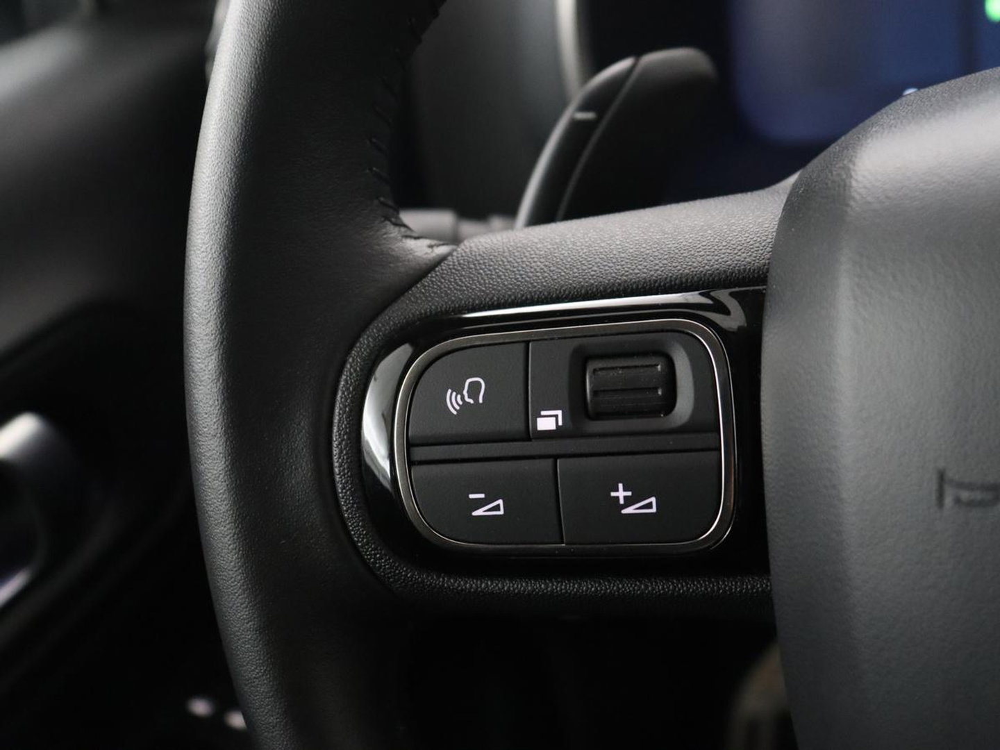 Citroën C5 1.6 Plug-in Hybrid 225 Business Plus | SOH 98,1% | Camera | Navigatie | Stoelverwarming | Apple carplay | DodeHoek ASS. |