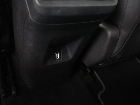 Citroën C5 1.6 Plug-in Hybrid 225 Business Plus | SOH 98,1% | Camera | Navigatie | Stoelverwarming | Apple carplay | DodeHoek ASS. |