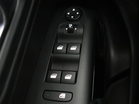 Citroën C5 1.6 Plug-in Hybrid 225 Business Plus | SOH 98,1% | Camera | Navigatie | Stoelverwarming | Apple carplay | DodeHoek ASS. |