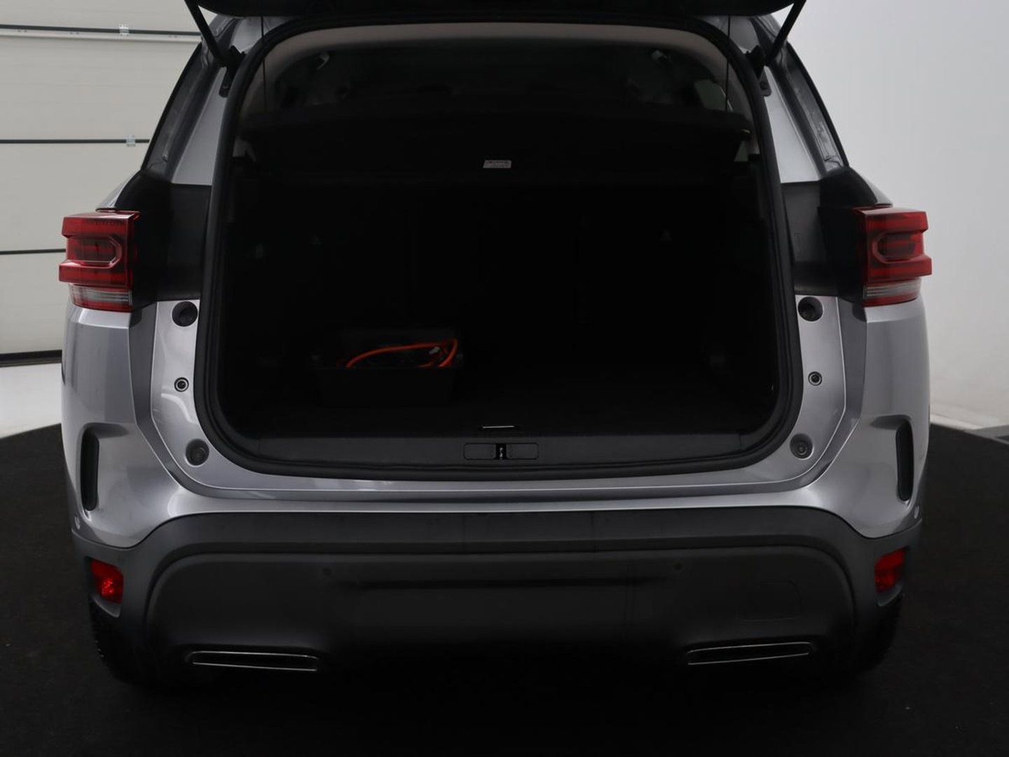 Citroën C5 1.6 Plug-in Hybrid 225 Business Plus | SOH 98,1% | Camera | Navigatie | Stoelverwarming | Apple carplay | DodeHoek ASS. |