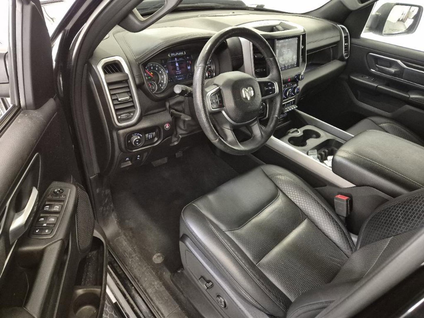Dodge Ram 1500 4x4 Crew Cab LPG Marge (btw vrij) Blackout