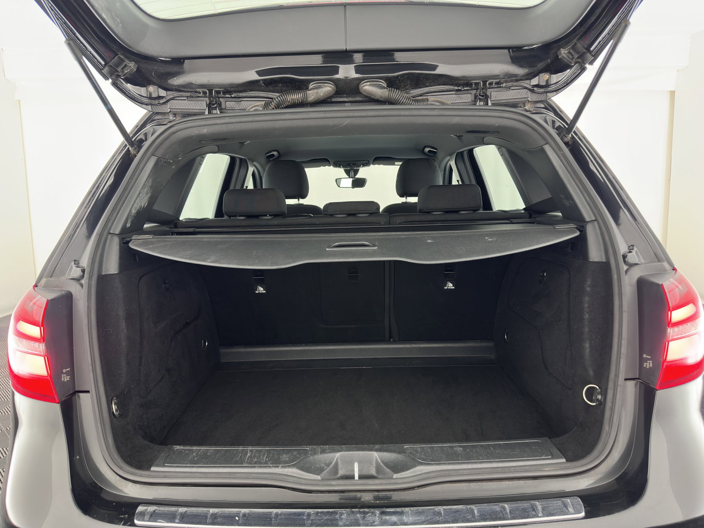 Mercedes-Benz B-Klasse 180 d Lease Edition Plus (INCL-BTW) * FULL-LED | SPORTSEATS | NAVI-FULLMAP | ECC | PDC | CRUISE | KEYLESS | 16''ALU*