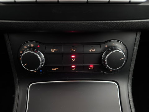 Mercedes-Benz B-Klasse 180 d Lease Edition Plus (INCL-BTW) * FULL-LED | SPORTSEATS | NAVI-FULLMAP | ECC | PDC | CRUISE | KEYLESS | 16''ALU*