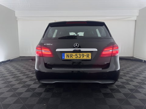 Mercedes-Benz B-Klasse 180 d Lease Edition Plus (INCL-BTW) * FULL-LED | SPORTSEATS | NAVI-FULLMAP | ECC | PDC | CRUISE | KEYLESS | 16''ALU*
