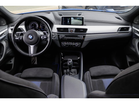 BMW X2 M35i High Executive Panoramadak | Harman Kardon | Sportstoelen | Misano Blue