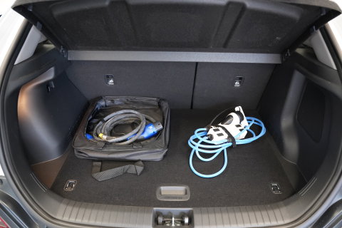 Hyundai Kona EV Comfort 64 kWh 3-Fase Warmtepomp Two-Tone Adaptive-Cruise Navigatie
