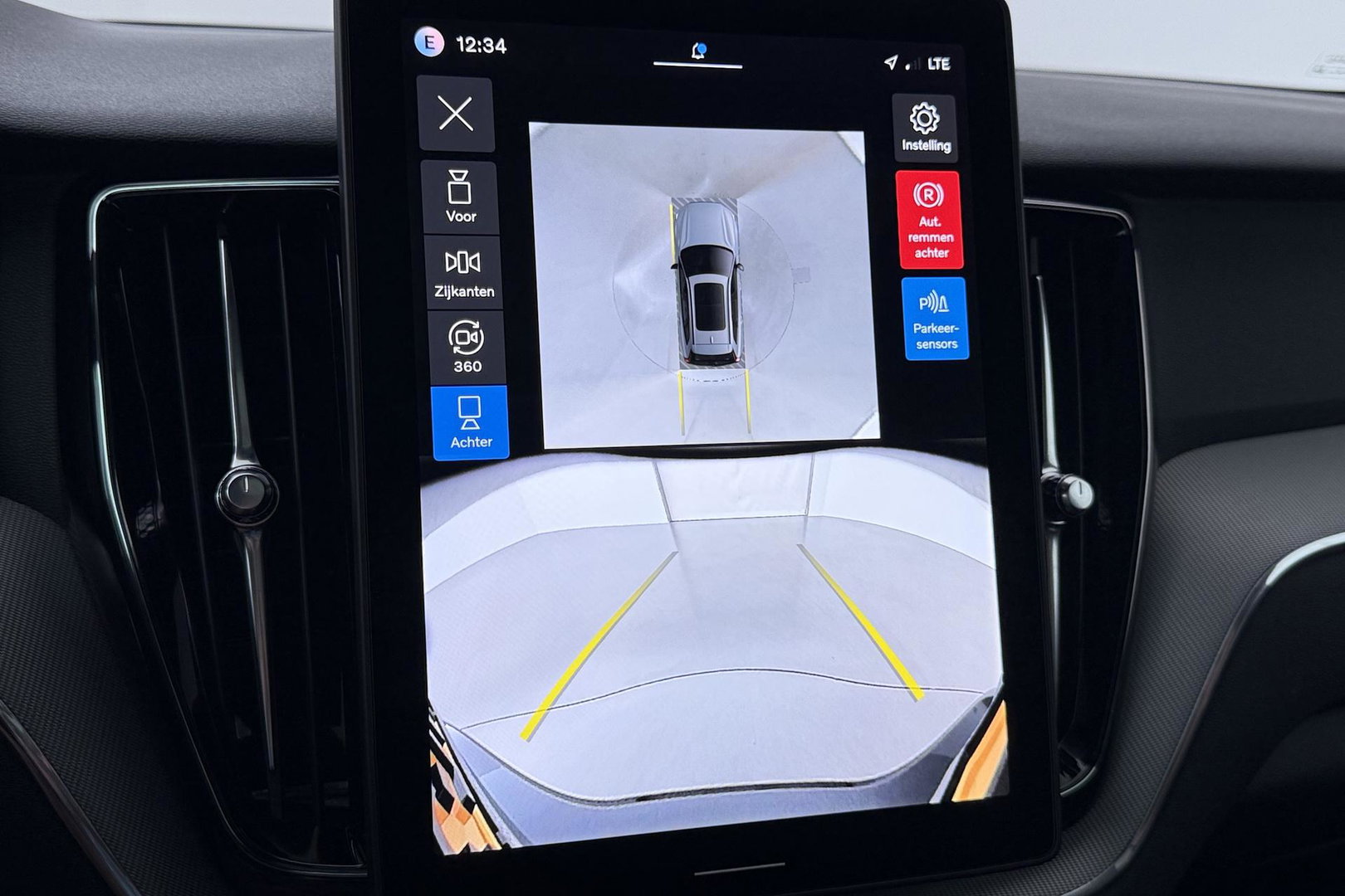 Volvo XC60 T8 Ultra Black Edition | Harman/Kardon | Panoramadak | 360° Camera | Head-Up | Stoel+Stuurverwarming | Pilot Assist | BLIS | ACC | 21 Inch
