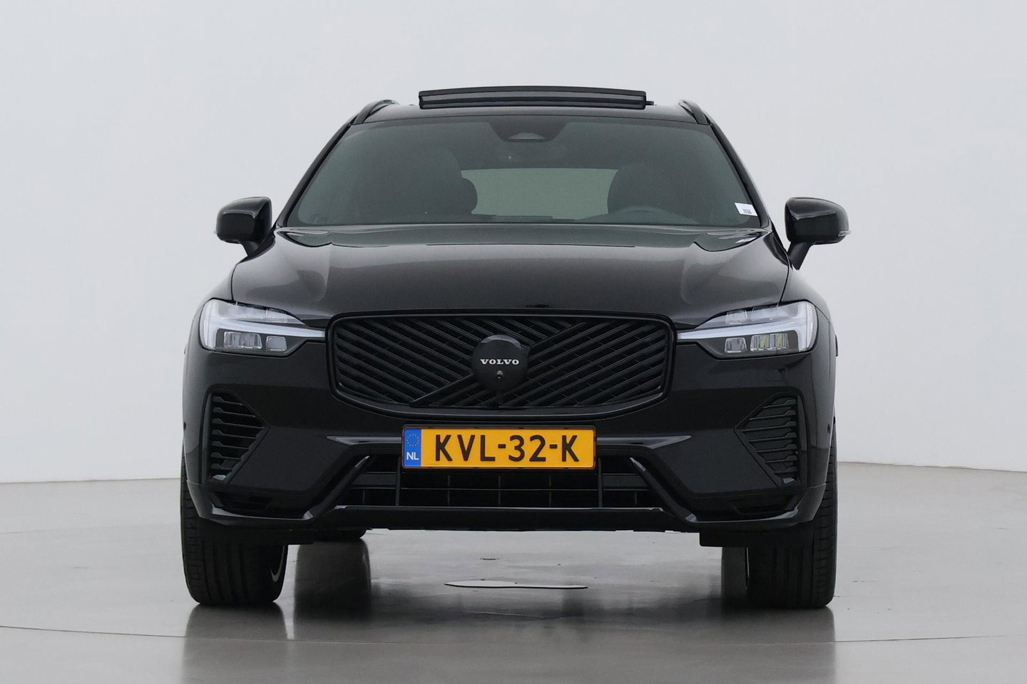 Volvo XC60 T8 Ultra Black Edition | Harman/Kardon | Panoramadak | 360° Camera | Head-Up | Stoel+Stuurverwarming | Pilot Assist | BLIS | ACC | 21 Inch