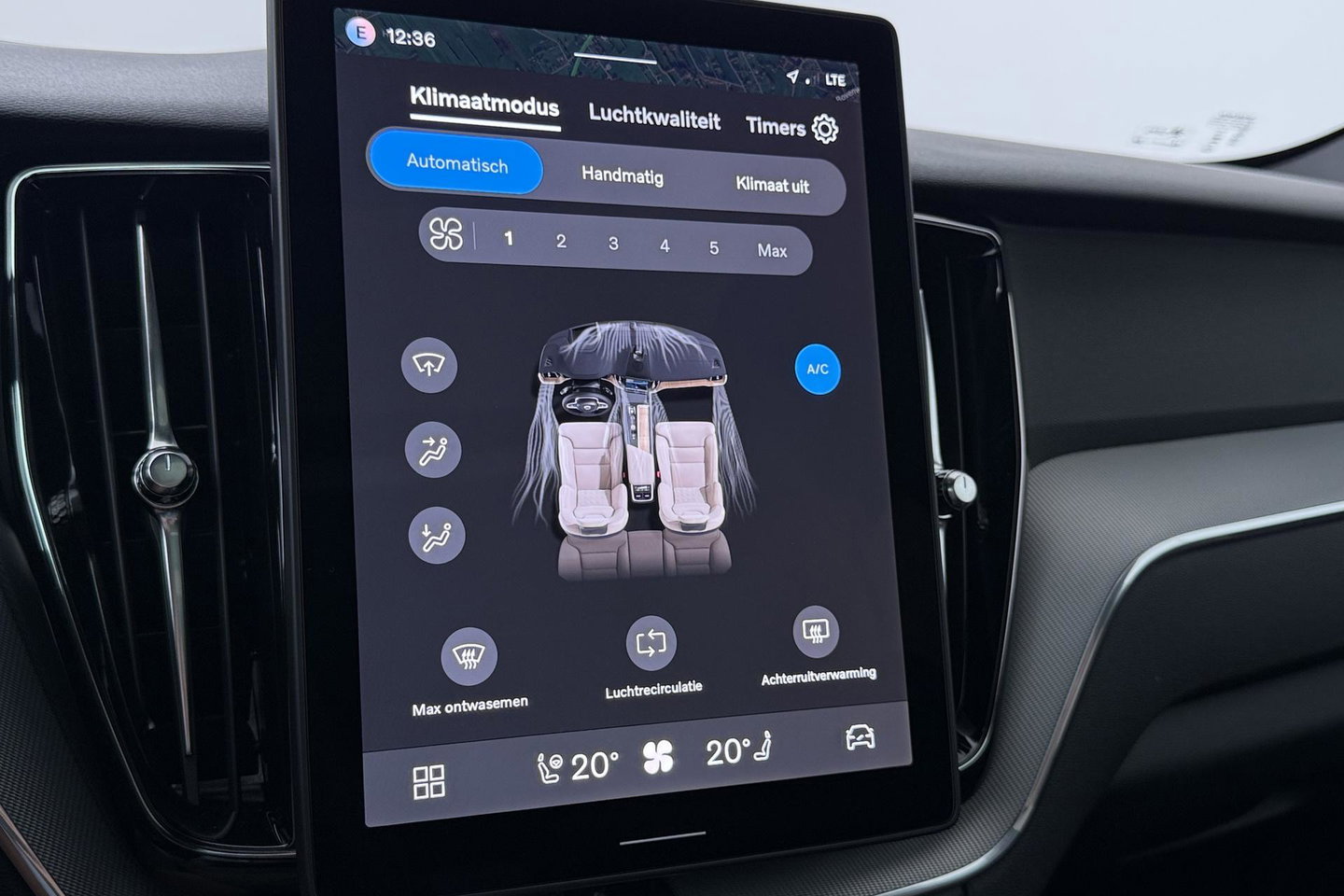 Volvo XC60 T8 Ultra Black Edition | Harman/Kardon | Panoramadak | 360° Camera | Head-Up | Stoel+Stuurverwarming | Pilot Assist | BLIS | ACC | 21 Inch