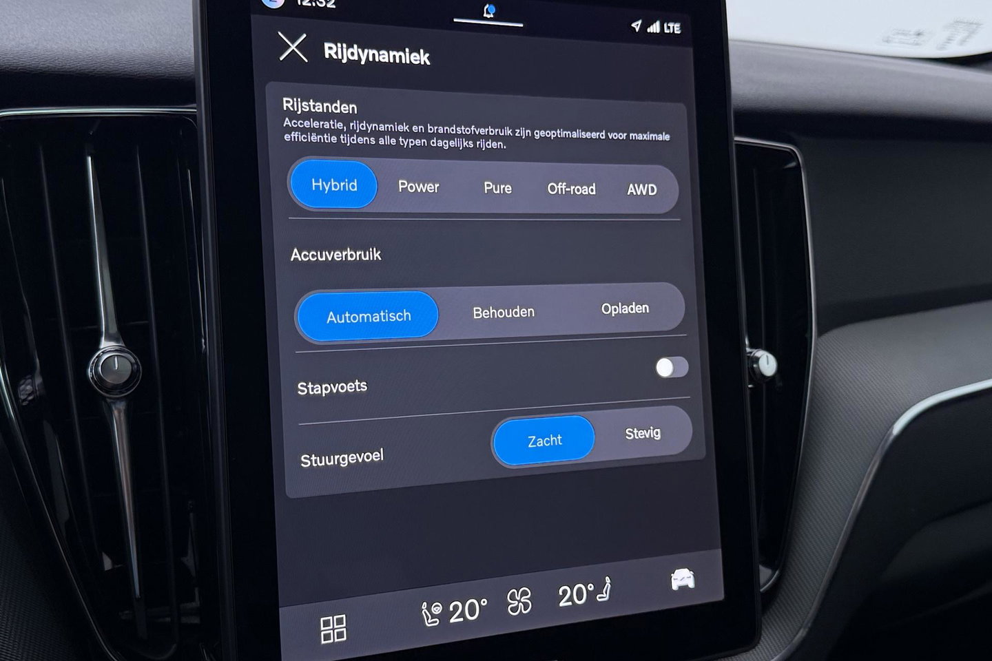 Volvo XC60 T8 Ultra Black Edition | Harman/Kardon | Panoramadak | 360° Camera | Head-Up | Stoel+Stuurverwarming | Pilot Assist | BLIS | ACC | 21 Inch