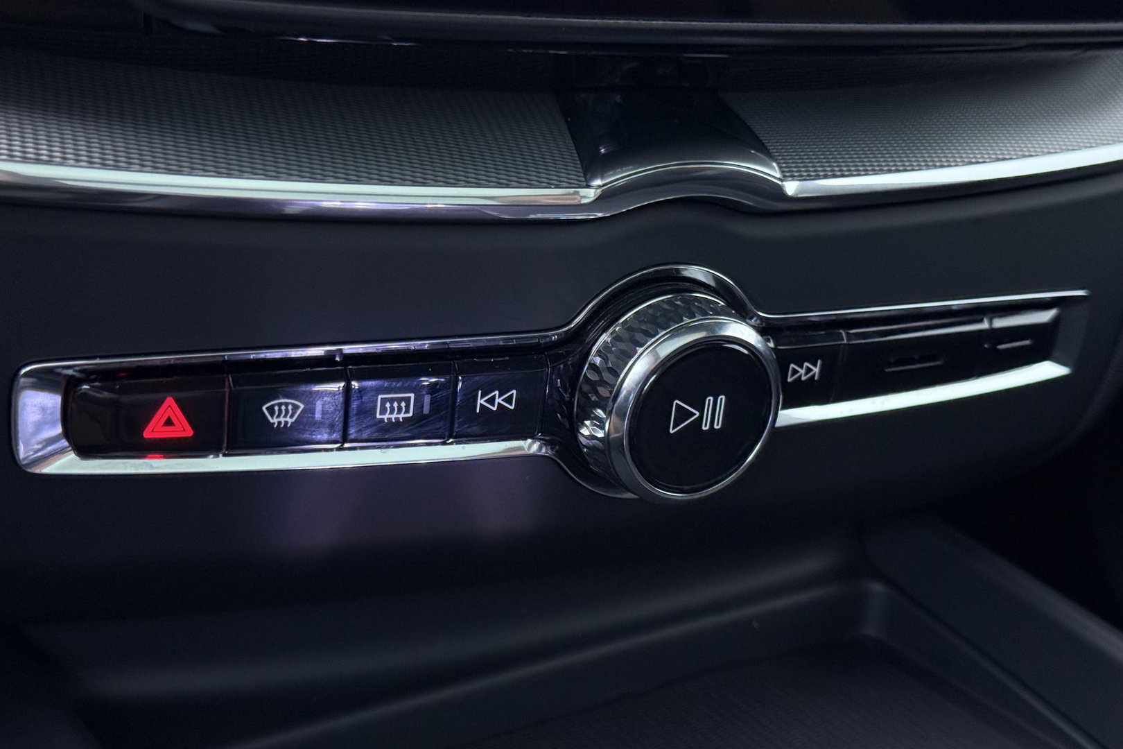 Volvo XC60 T8 Ultra Black Edition | Harman/Kardon | Panoramadak | 360° Camera | Head-Up | Stoel+Stuurverwarming | Pilot Assist | BLIS | ACC | 21 Inch