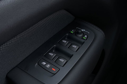 Volvo XC60 T8 Ultra Black Edition | Harman/Kardon | Panoramadak | 360° Camera | Head-Up | Stoel+Stuurverwarming | Pilot Assist | BLIS | ACC | 21 Inch