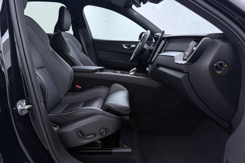 Volvo XC60 T8 Ultra Black Edition | Harman/Kardon | Panoramadak | 360° Camera | Head-Up | Stoel+Stuurverwarming | Pilot Assist | BLIS | ACC | 21 Inch