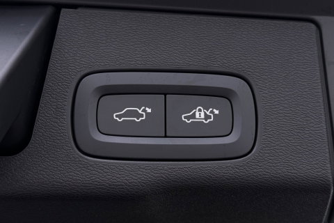 Volvo XC60 T8 Ultra Black Edition | Harman/Kardon | Panoramadak | 360° Camera | Head-Up | Stoel+Stuurverwarming | Pilot Assist | BLIS | ACC | 21 Inch