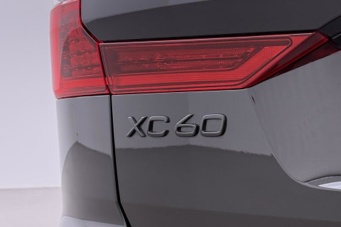 Volvo XC60 T8 Ultra Black Edition | Harman/Kardon | Panoramadak | 360° Camera | Head-Up | Stoel+Stuurverwarming | Pilot Assist | BLIS | ACC | 21 Inch