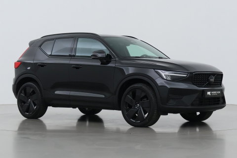 Volvo XC40 2.0 B3 Plus Black Edition | Harman/Kardon | Camera | Stoel+Stuurverwarming | Memory | Keyless | 20 Inch