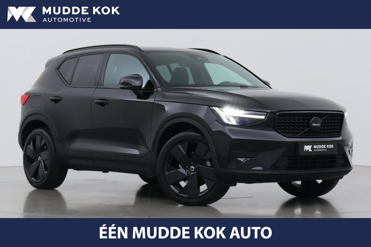 Volvo XC40 2.0 B3 Plus Black Edition | Harman/Kardon | Pilot Assist | Camera | BLIS | Memory | Stoel+Stuurverwarming | Keyless | ACC | 20 Inch