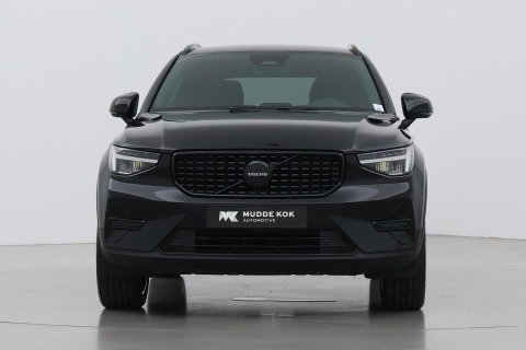 Volvo XC40 2.0 B3 Plus Black Edition | Harman/Kardon | Pilot Assist | Camera | BLIS | Memory | Stoel+Stuurverwarming | Keyless | ACC | 20 Inch