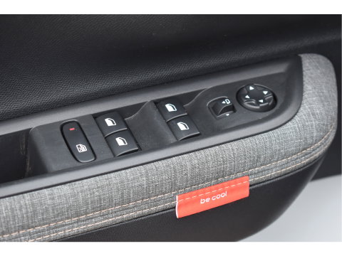 Citroën C3 Aircross 1.2 Hybrid 145pk Plus | Carplay/Android | DAB | Cruise Contr | Camera | LM-Velgen | LED