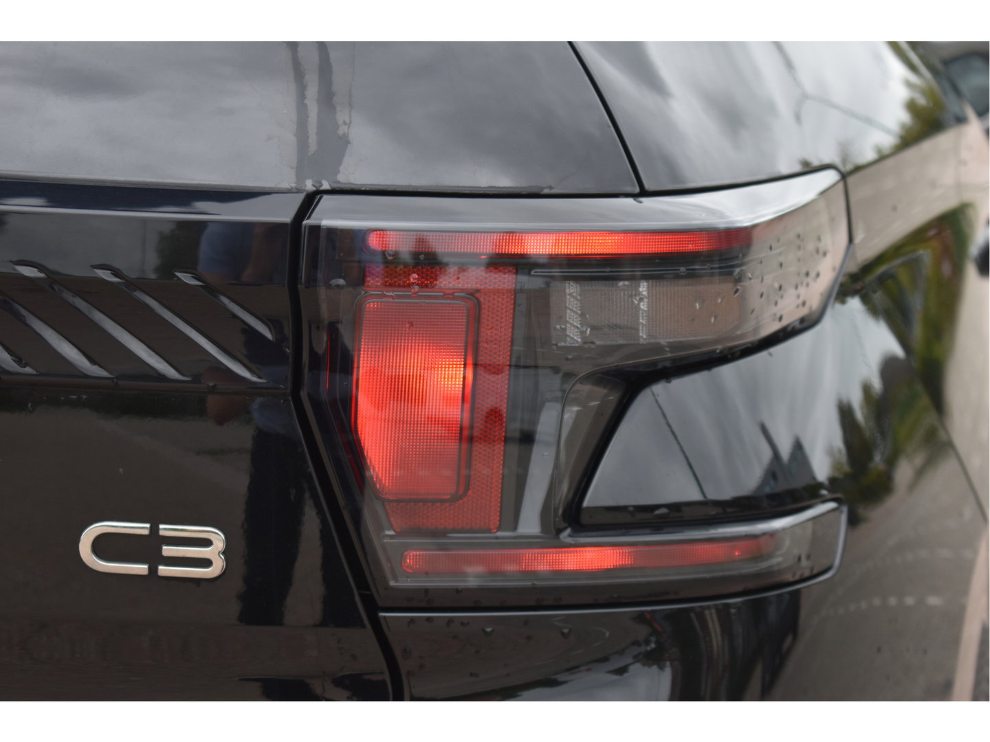 Citroën C3 Aircross 1.2 Hybrid 145pk Plus | Carplay/Android | DAB | Cruise Contr | Camera | LM-Velgen | LED